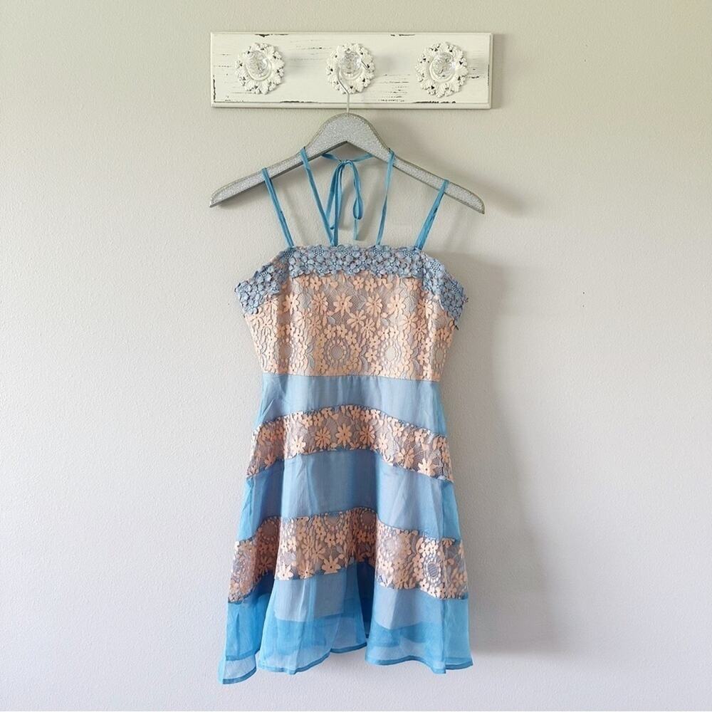 Foxiedox Light Blue and Tan Floral Lace Dress NEW